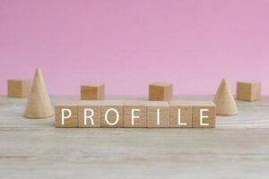 プロフィール